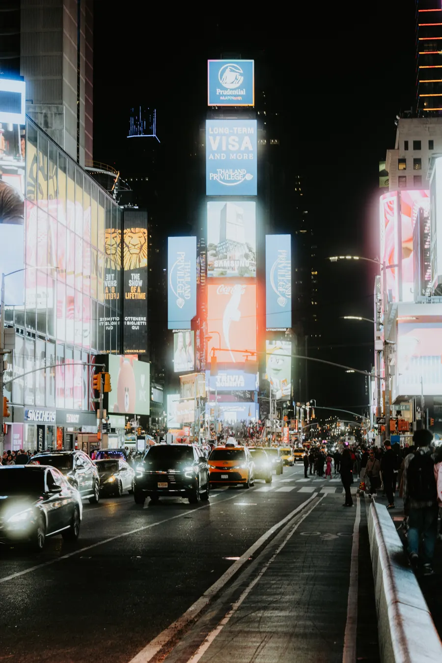 Illustrative image for electronic billboards sourcing