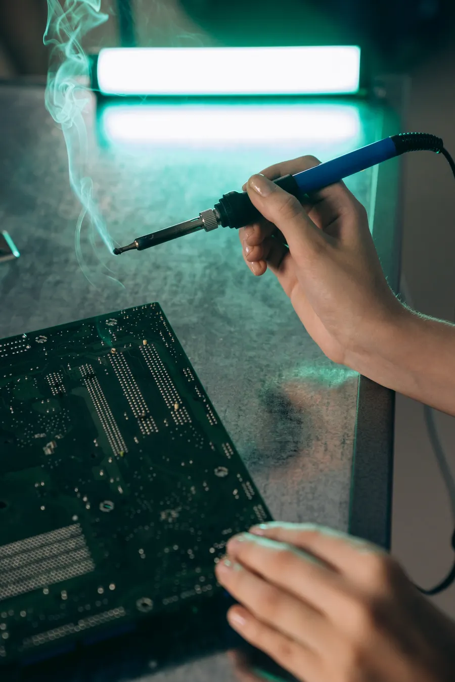 Illustrative image for electronics sourcing